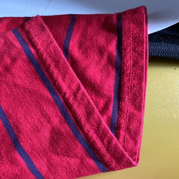 Penguin toddler 2T New red with blue stripes penguin logo on front - Picture 5 of 6